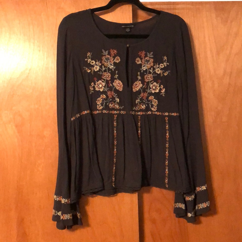 AEO embroidered floral boho blouse